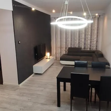 Blisko Apartman *